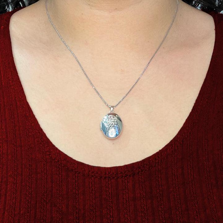 10K White Gold Oval Locket With Floral Pattern