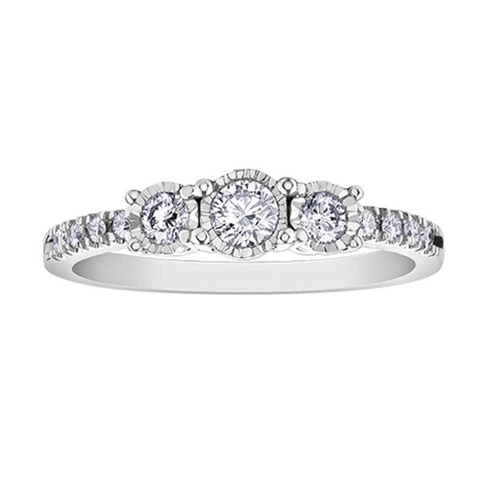 0.33TDW Diamond Illusion Wedding Ring Set in 10K Yellow Gold