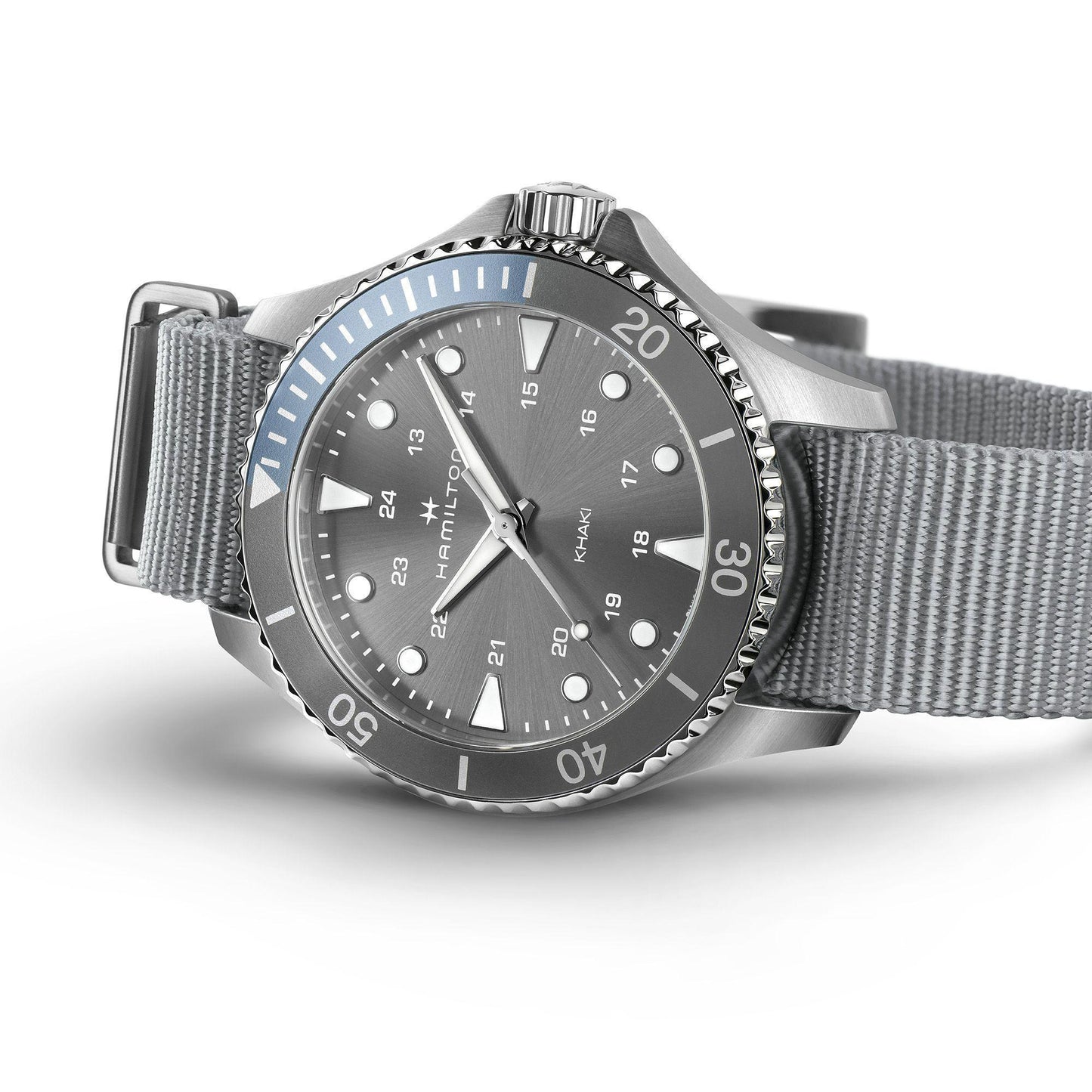 Hamilton Khaki Navy Scuba Quartz Mens Watch H82211981