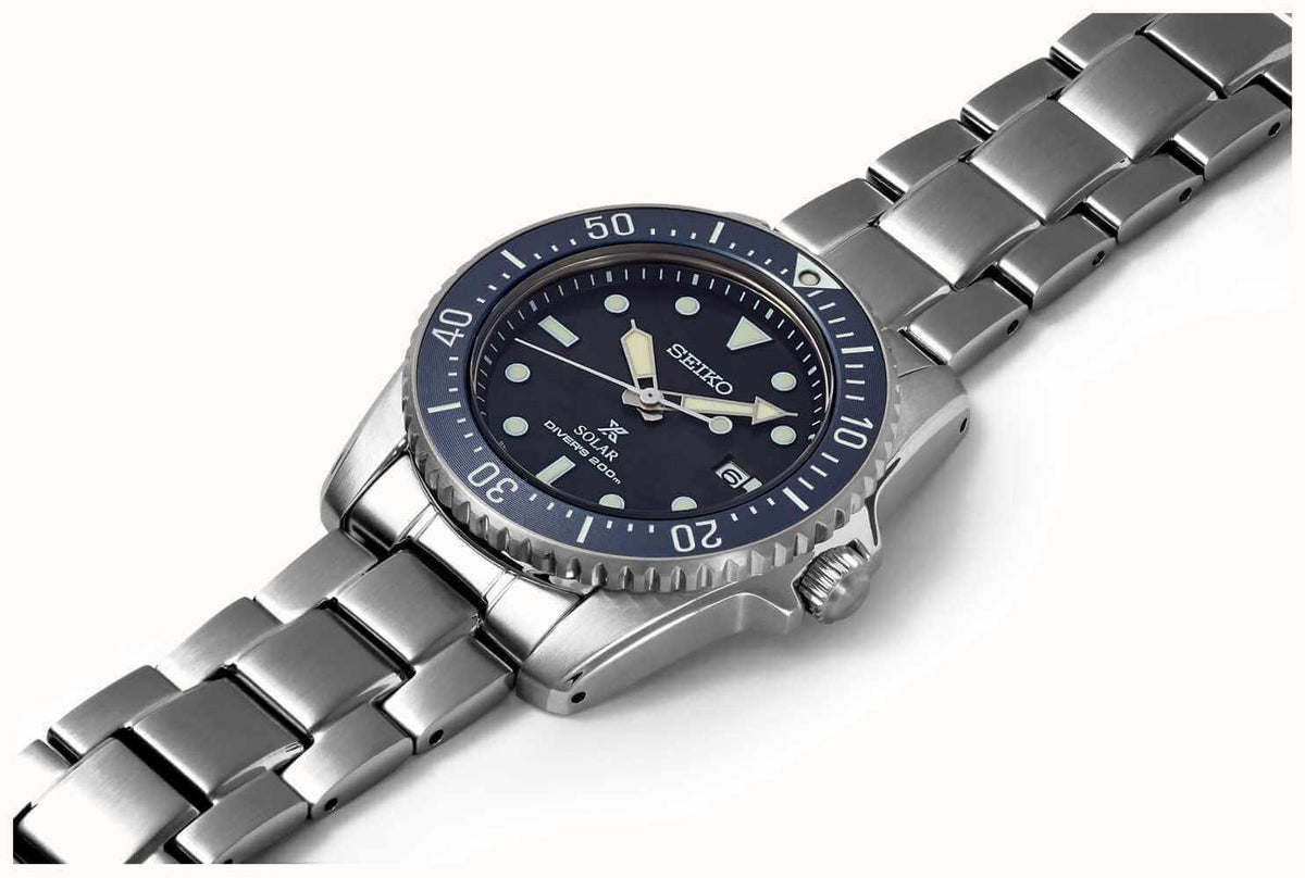 Seiko Prospex Solar Mens Watch SNE569
