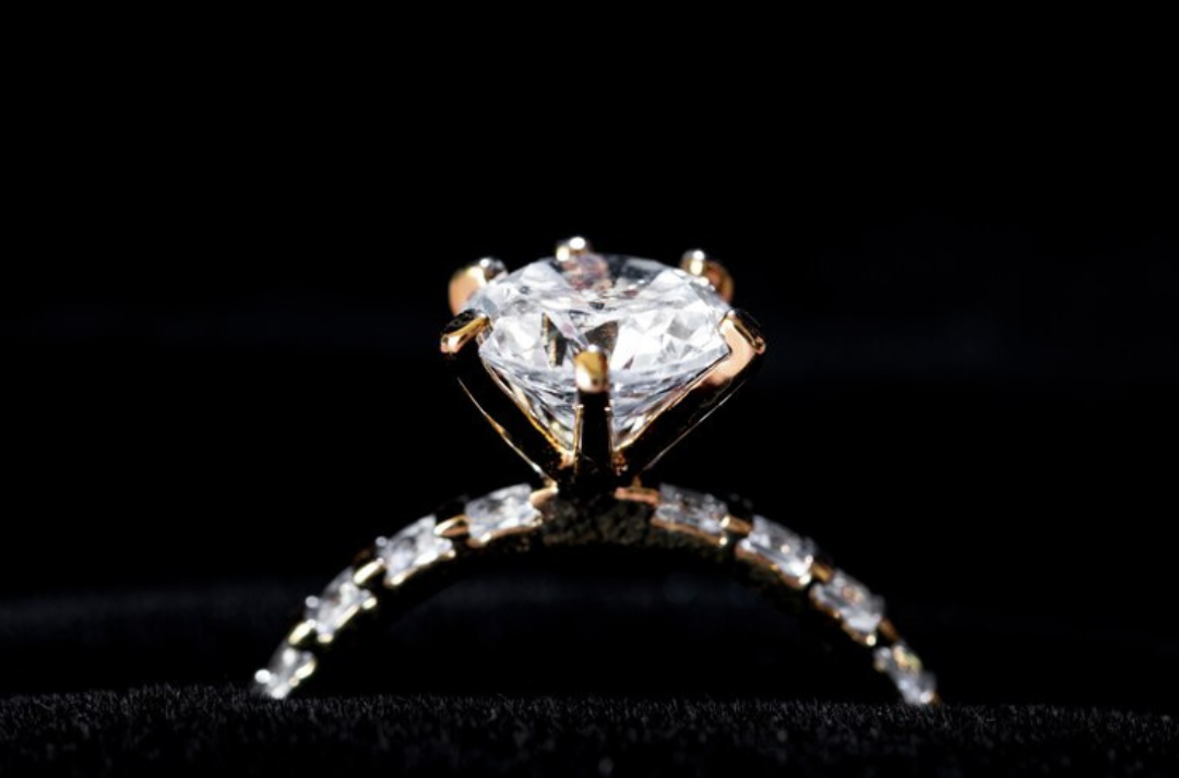 Lab-Cultivated Diamonds vs. Natural Diamonds: Why Modern Buyers Love the Change