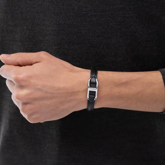 Hugo Boss Jewellery Men's Kode Collection Bracelet With Black Leather