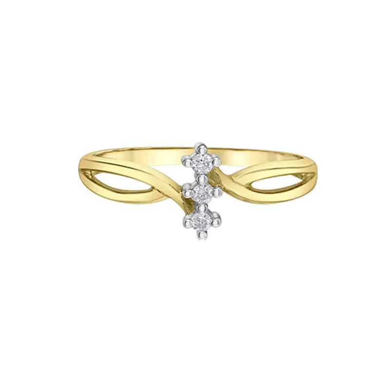 10K Yellow Gold 0.06TDW Diamond Ring 