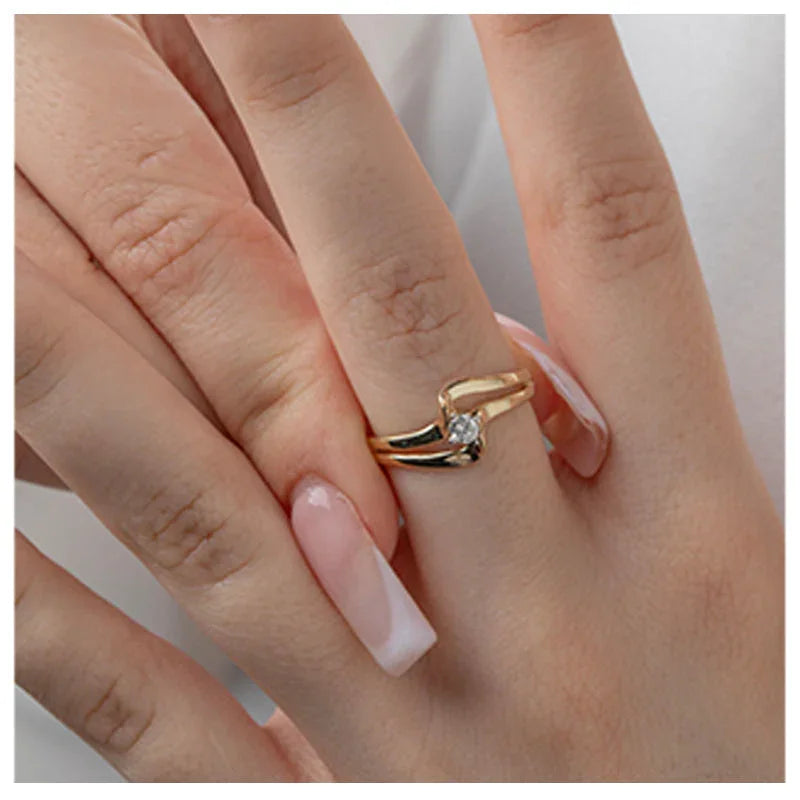 10K Yellow and White Gold 0.10TDW Canadian Diamond Ring