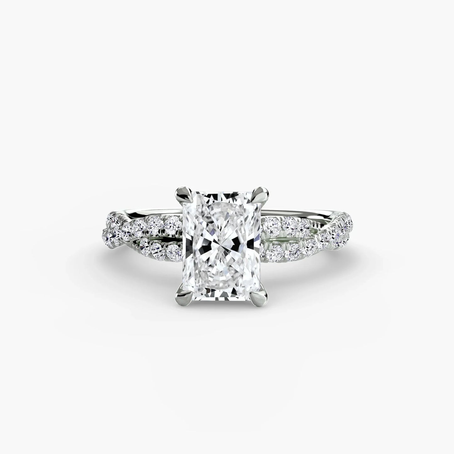 The Twisted Pavé Solitaire