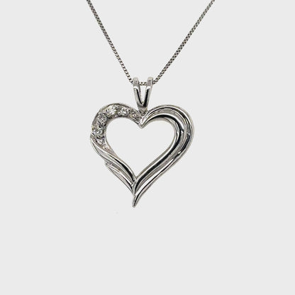 10K White Gold 0.04TDW Diamond Heart Pendant