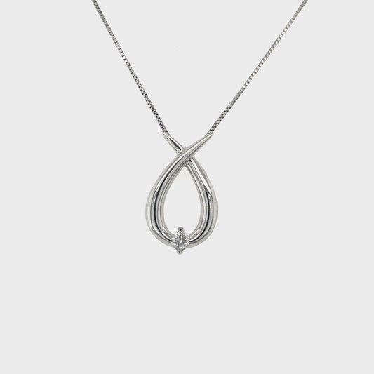 10K White Gold 0.04TDW Diamond Pendant 20081