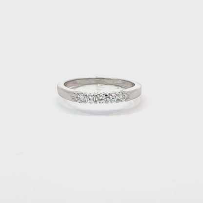 10K White Gold 0.25TDW Lab Grown Diamond 5 Stone Band
