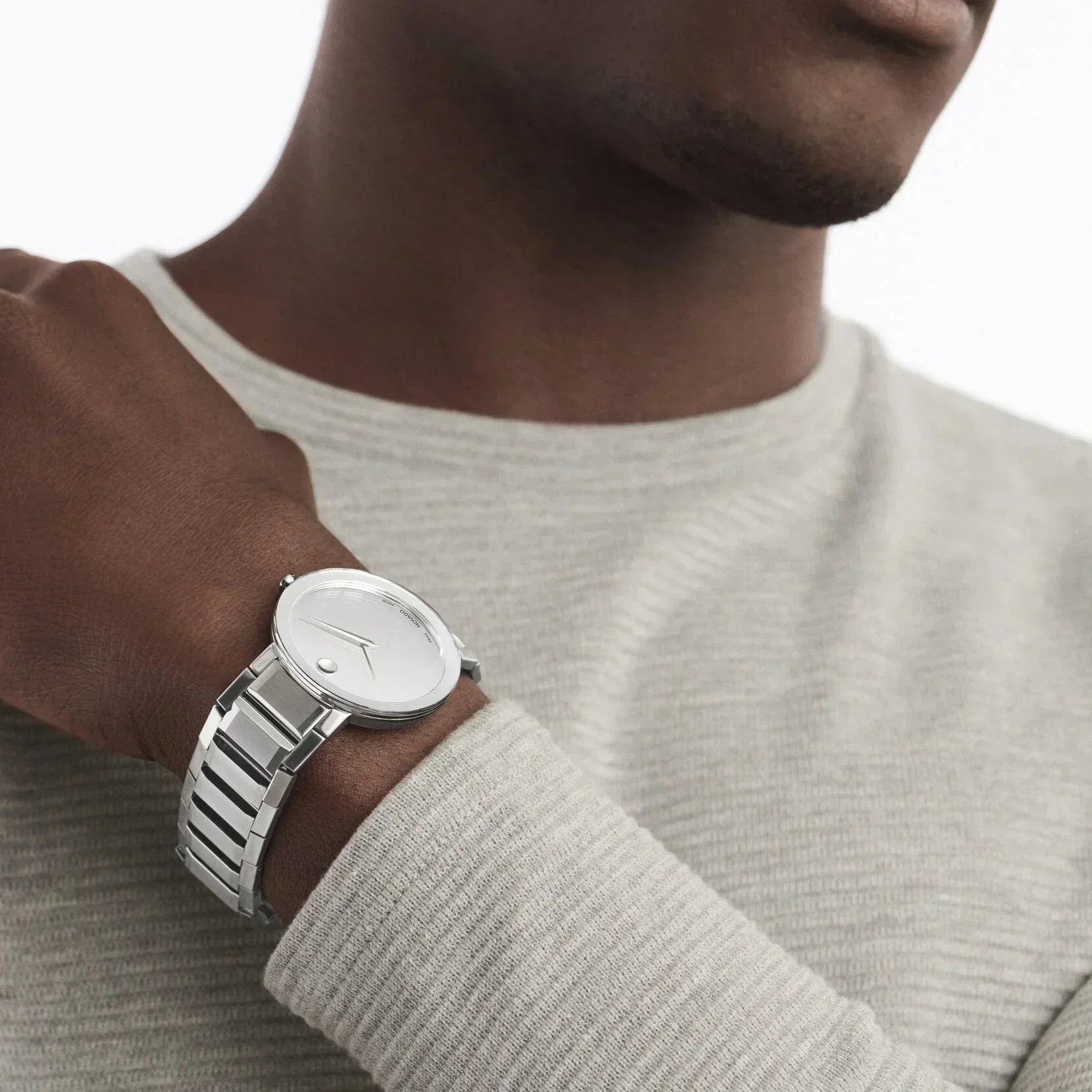 Movado Sapphire Quartz Men's Watch 0607178