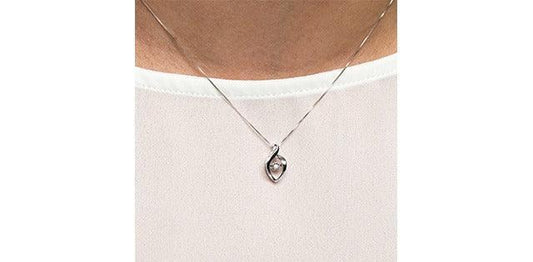 10K White Gold Diamond Pendant