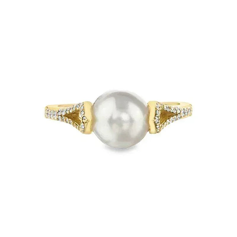 0.22TDW Diamond & 8MM Fresh Water Pearl Gemstone Ring in 10K Yellow Gold