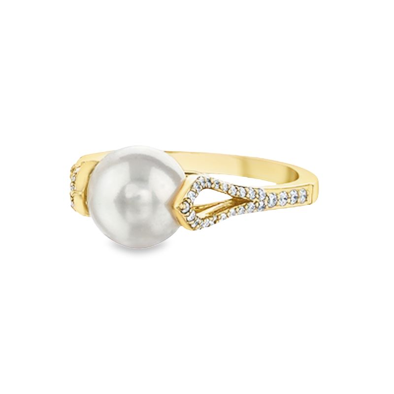 0.22TDW Diamond &amp; 8MM Fresh Water Pearl Gemstone Ring in 10K Yellow Gold