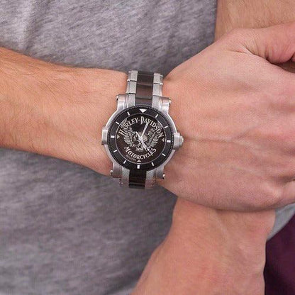 Harley Davidson Medallion Quartz Mens Watch 78A109