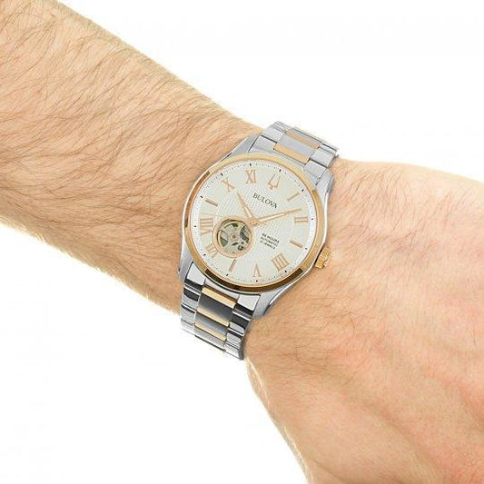 Bulova Quartz Mens Watch 98A213