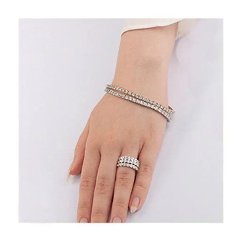 2.00TDW Diamond Illusion Bracelet in 10K White Gold