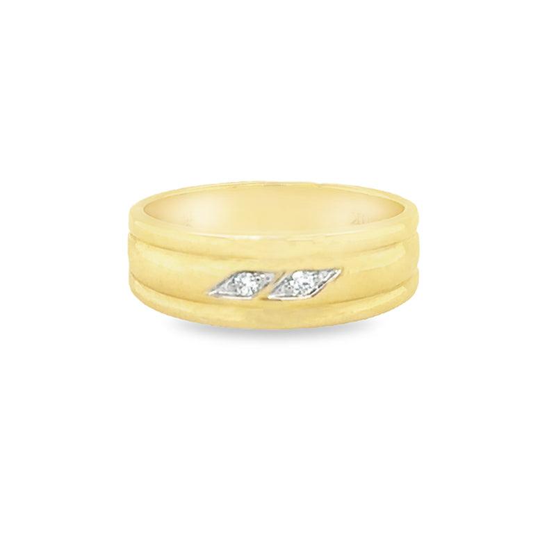 10K Yellow gold and 0.05TDW Diamond Men&#39;s Band