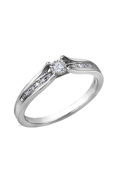 10K White Gold 0.10TDW Diamond Illusion Set Promise Ring