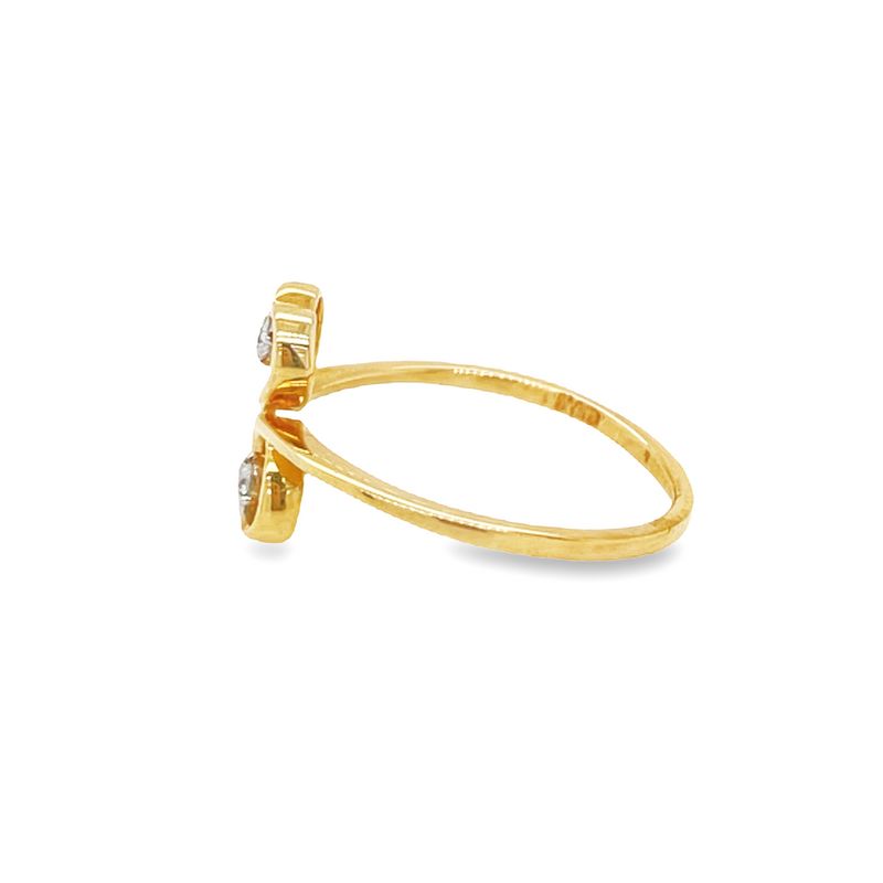 10K Yellow And White Gold 0.06Ct TDW Diamond Heart Ring