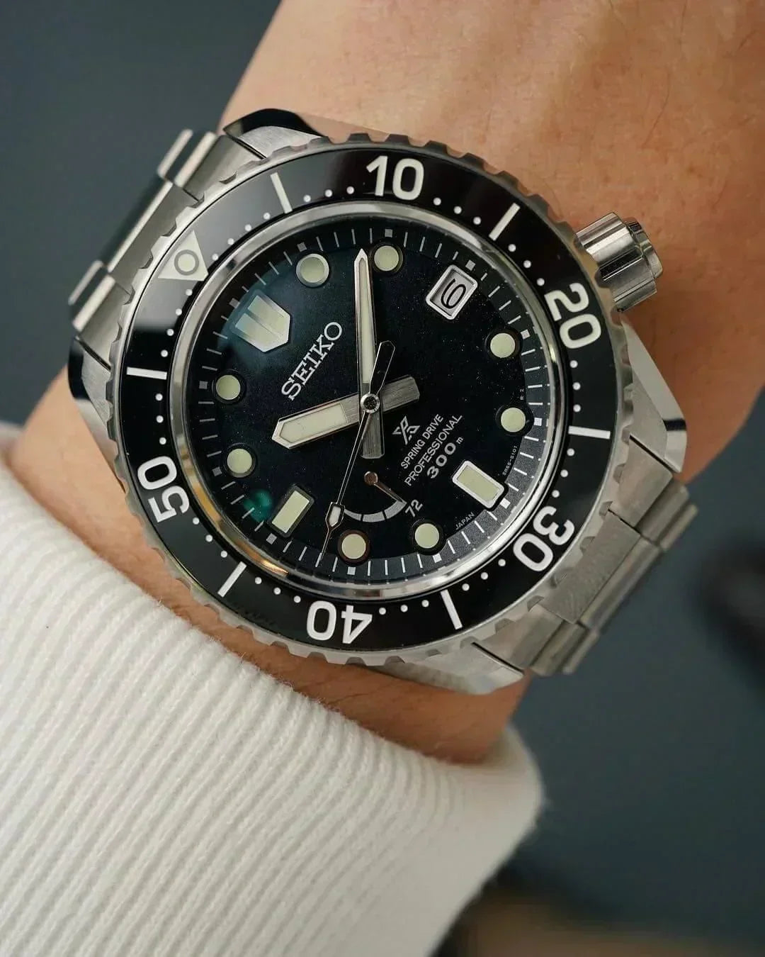 Seiko Prospex Spring Drive Mens Watch SNR029J1