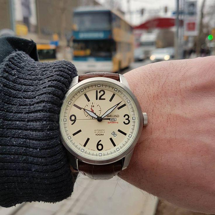 Seiko Automatic Mens Watch SSA295